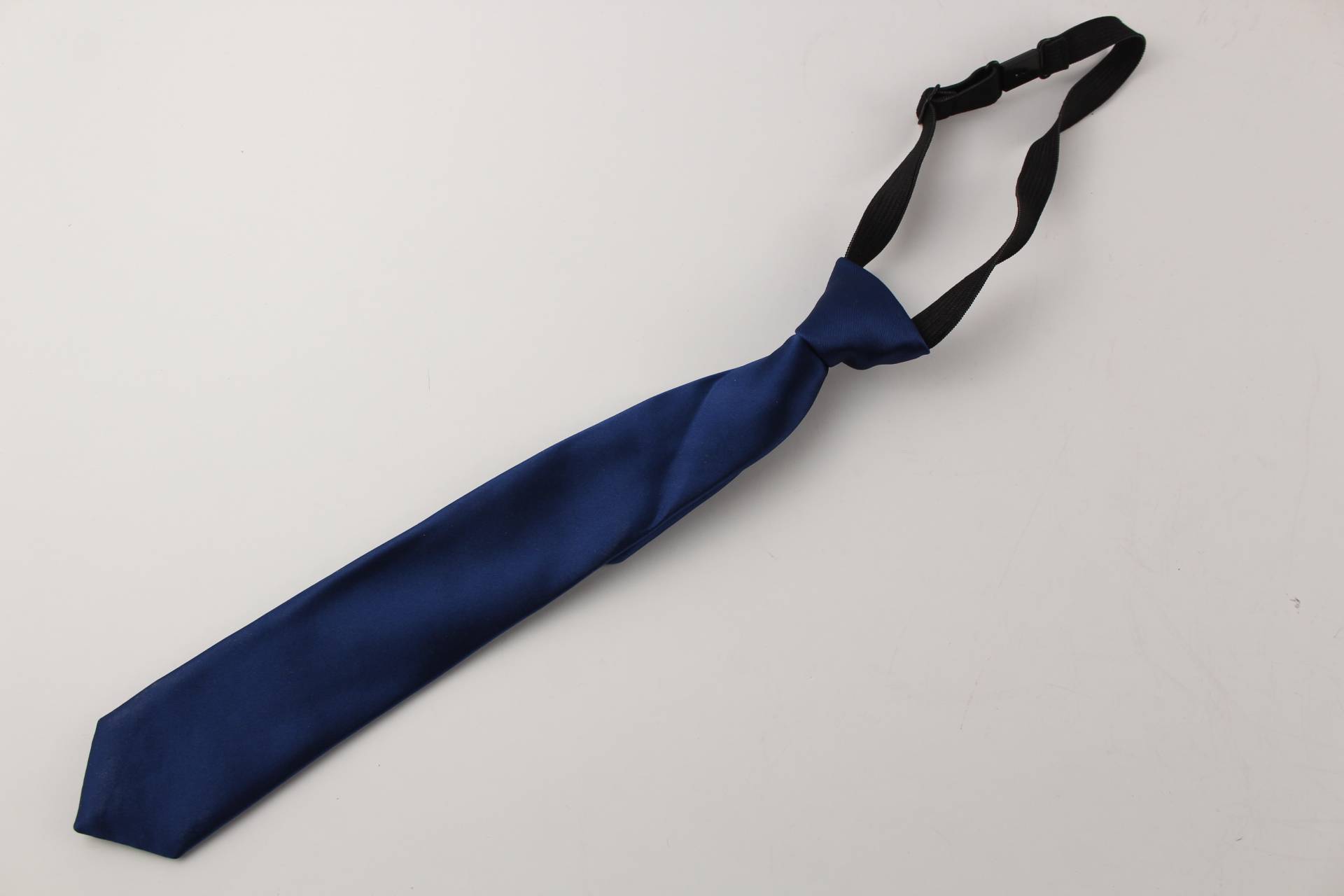 Обзор брендов галстуков по качеству