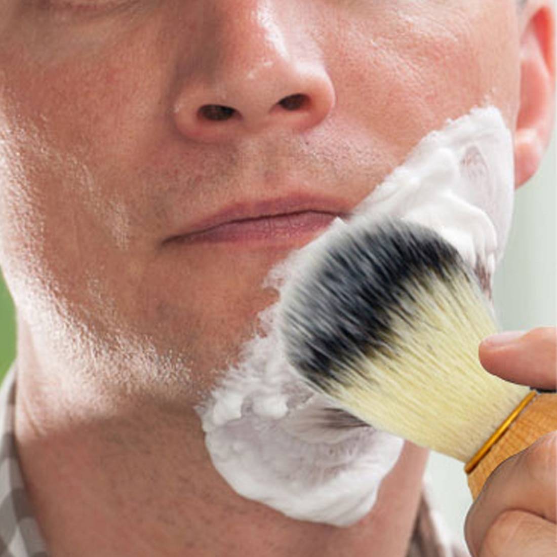 Как правильно бриться различными видами бритв