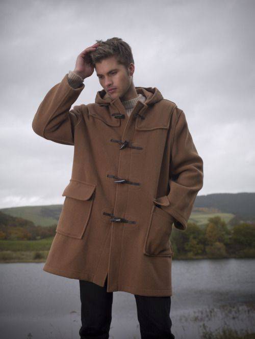 Английское пальто – модная и элегантная верхняя одежда
