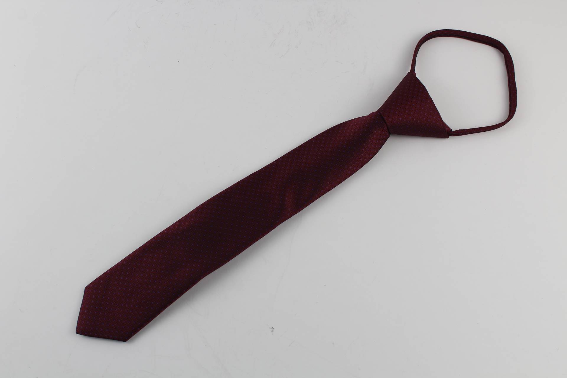 Сколько стоит галстук и от чего зависит цена на аксессуар?