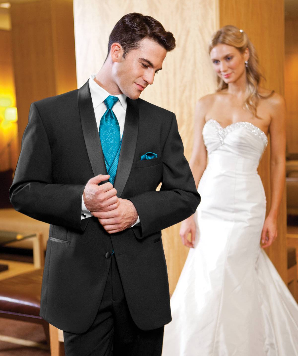 Брючные костюмы на свадьбу: главные правила выбора