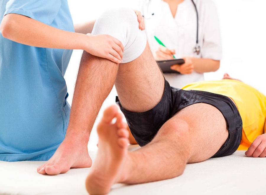 Виды закрытых травм колена – симптомы травм коленного сустава и первая помощь пострадавшему