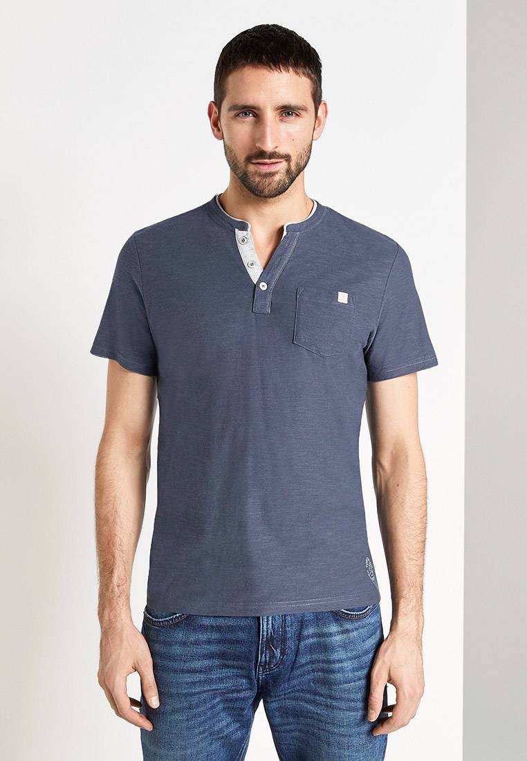 4 вида мужских футболок, которые обязательно иметь в гардеробе