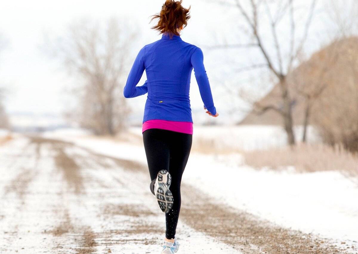 10 мотивационных трюков, которые помогут выйти на пробежку зимой