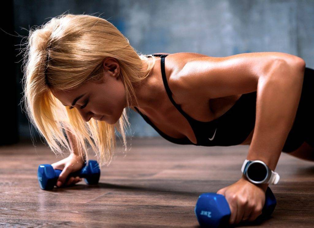 5 жёстких тренировок, которые сожгут жир без потери мышц