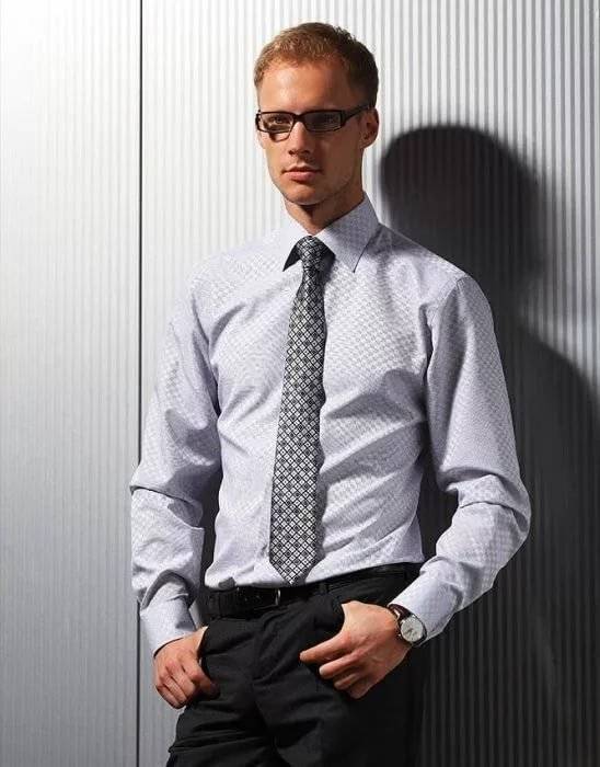 Ошибки в мужском гардеробе: как правильно носить галстук