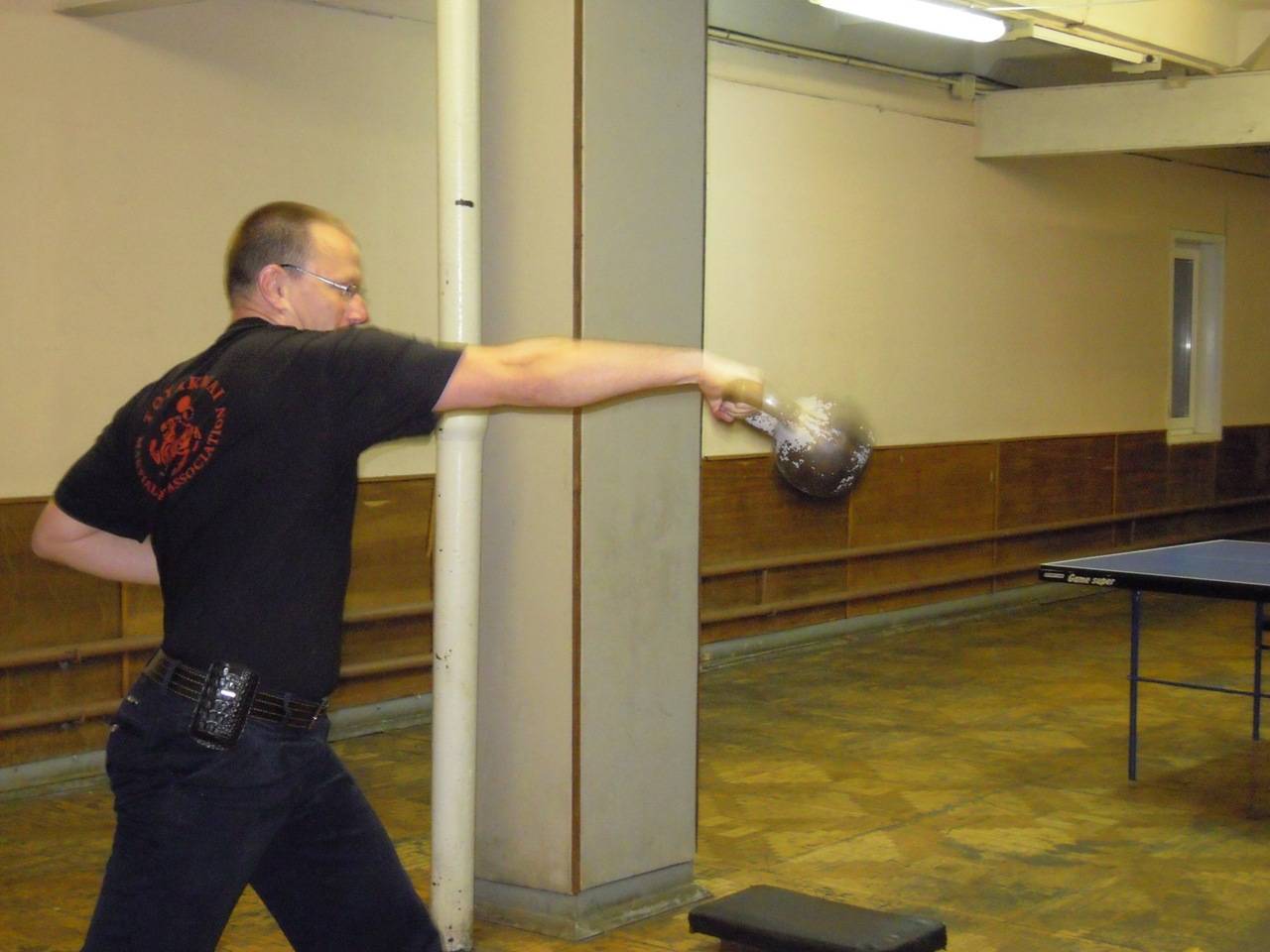 Как тренировать силу удара рукой - постановка и развитие удара