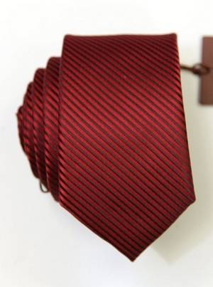 Как постирать и погладить галстук в домашних условиях