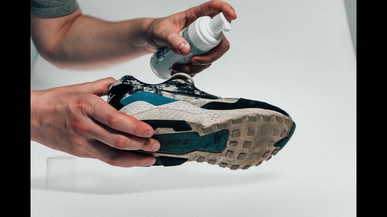 Как отчистить кроссовки — белая, кожаная, замшевая и тканевая обувь