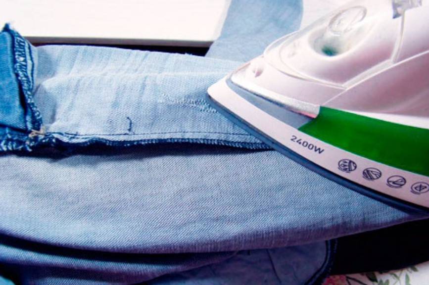 Как правильно погладить джинсы и придать им привлекательный вид?