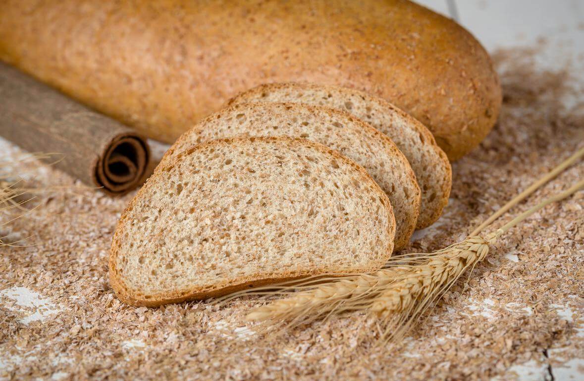 Хлеб – полезные свойства и возможный вред, состав ржаного, бездрожжевого, белого, черного, цельнозернового, мука. какой хлеб лучше есть