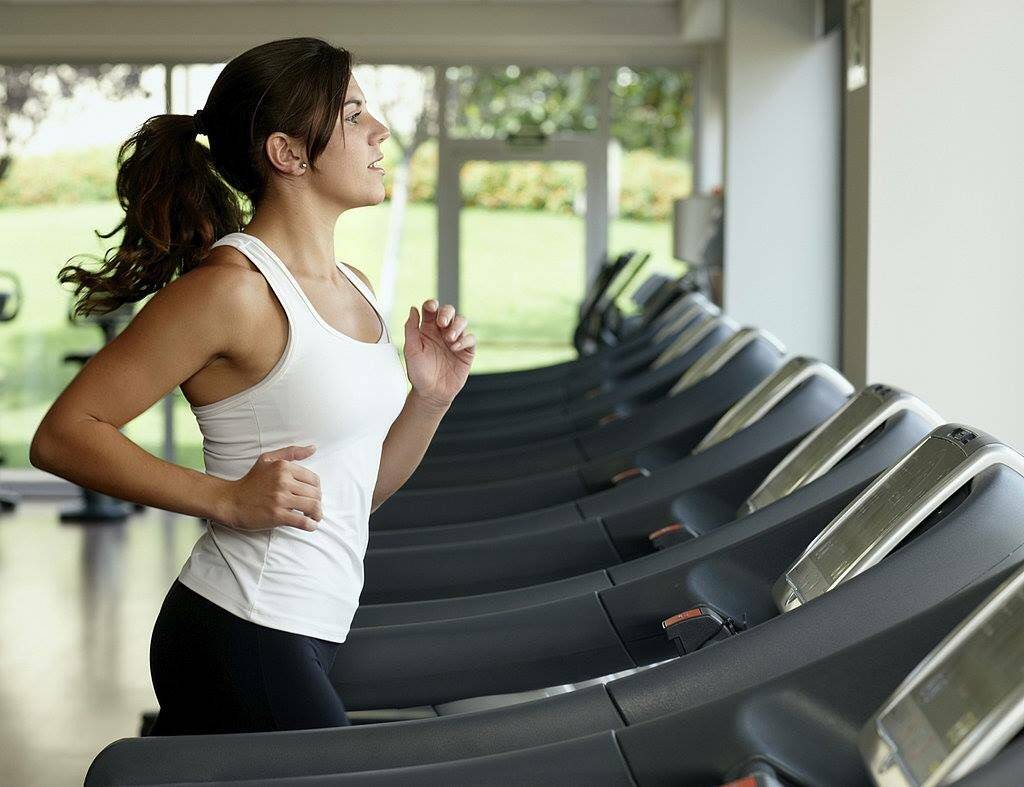 Как круговые тренировки помогают быстрее худеть и качать мышцы