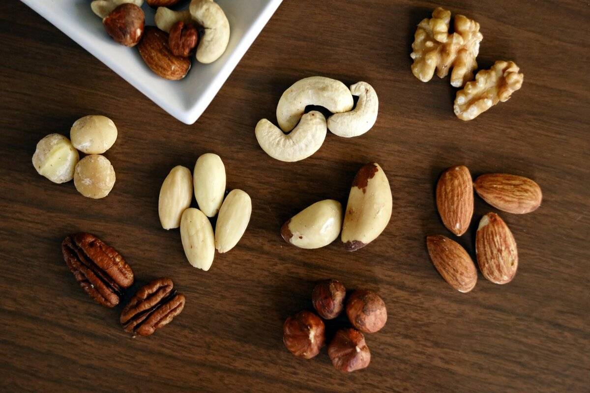 Сравнительная таблица химического состава арахиса и грецкого ореха – что полезнее? как их выбирать и употреблять?